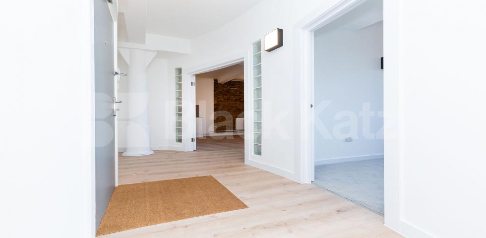 			2 Bedroom, 1 bath, 1 reception Apartment			 SPRINGFIELD HOUSE LOFTS-TYSSEN STREET, DALSTON/HAGGERSTON